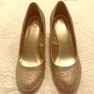 Nicole gold rhinestone wedge heels 7.5W